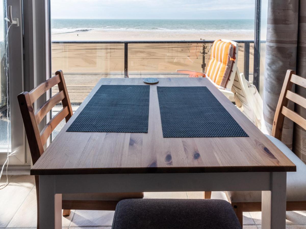 Contemporary Apartment In Oostende With Balcony מראה חיצוני תמונה